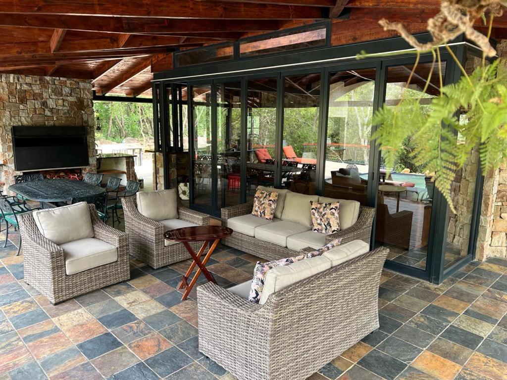 Heysbrook Estate - Luxurious Lodges In A Private Valley Waterval-Onder Exteriör bild