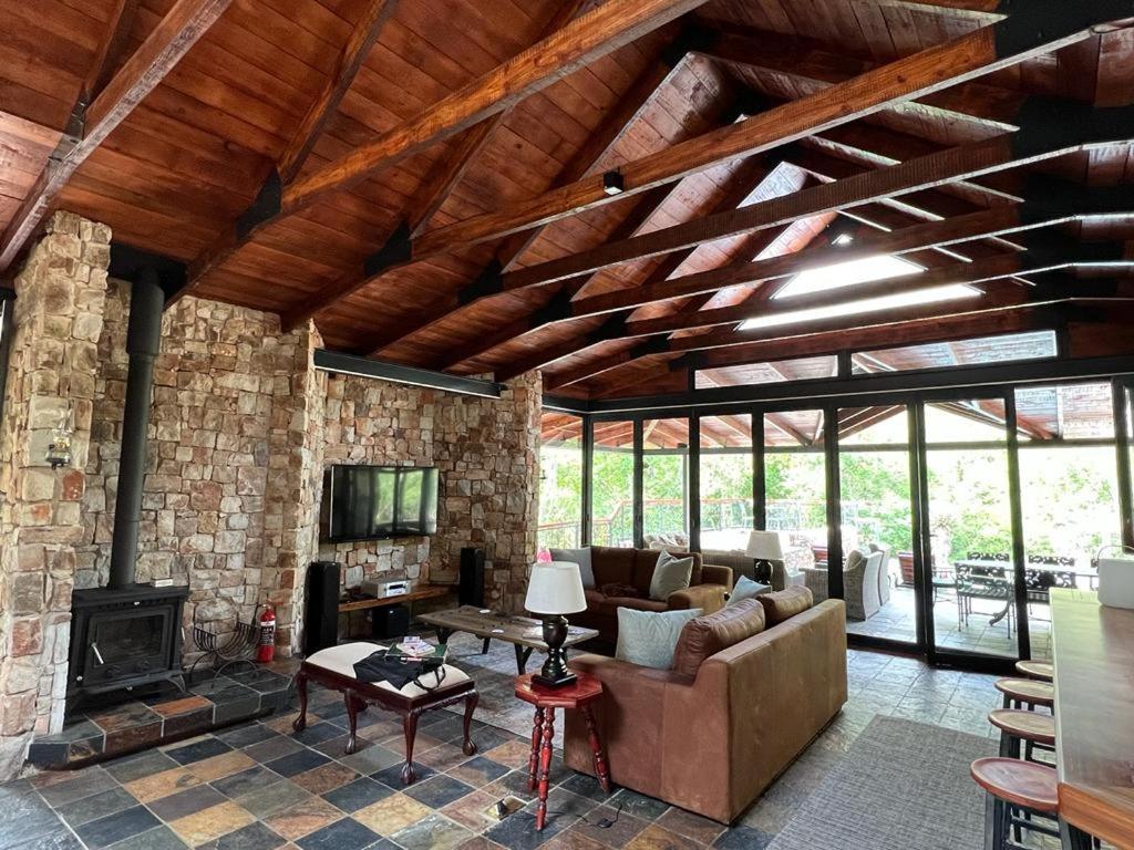 Heysbrook Estate - Luxurious Lodges In A Private Valley Waterval-Onder Exteriör bild
